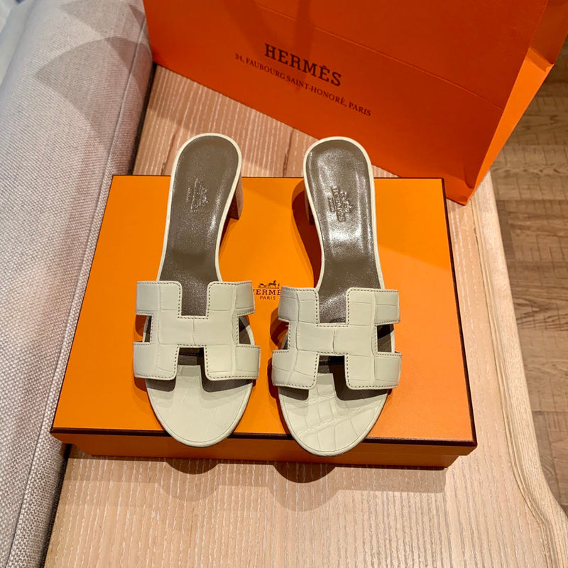 Sandália Hermès