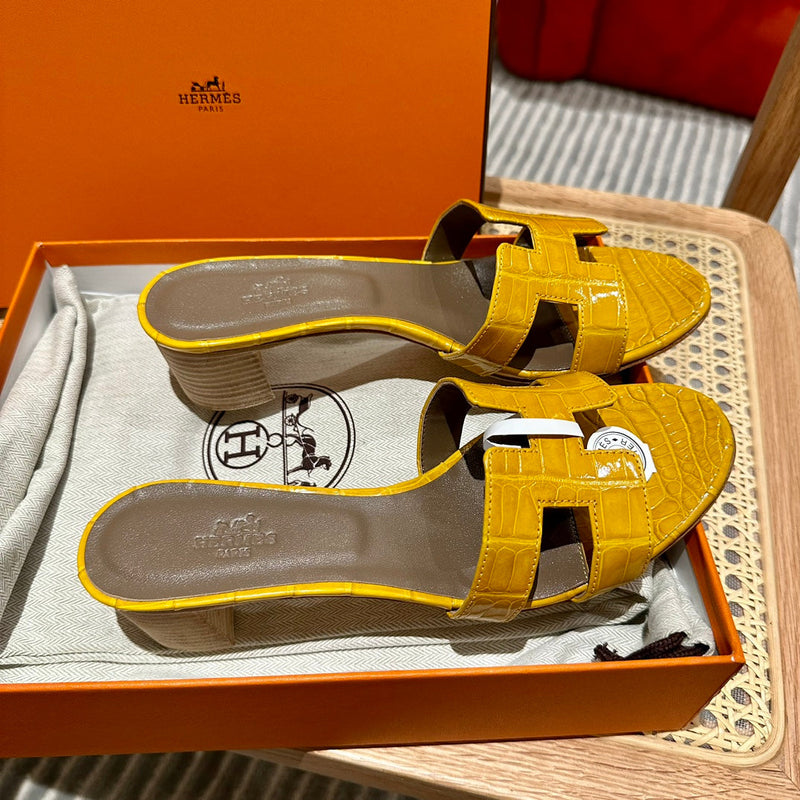 Sandália Hermès