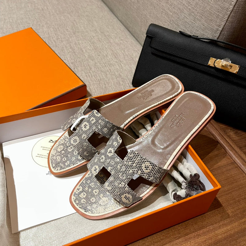 Sandália Hermès