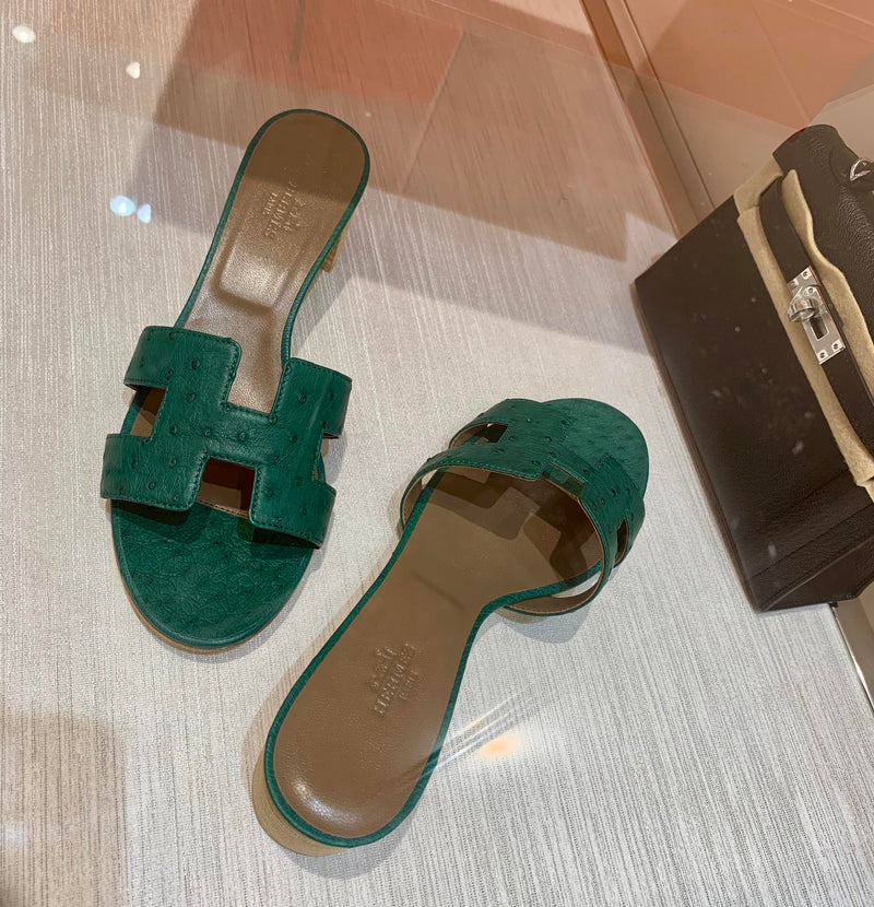 Sandália Hermès