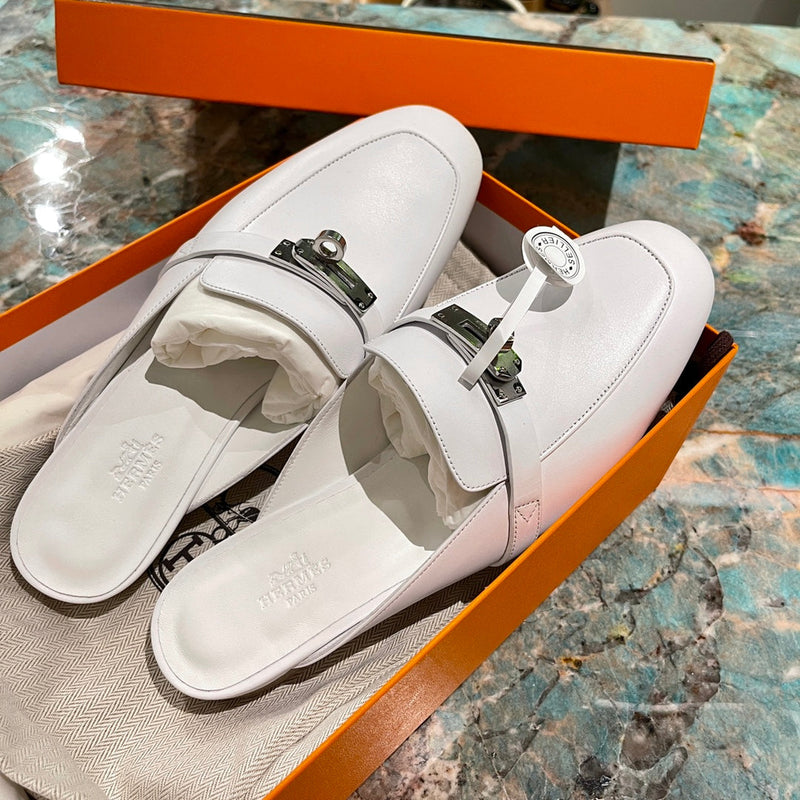 Sandália Hermès