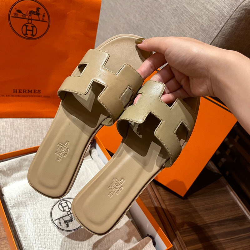 Sandália Hermès