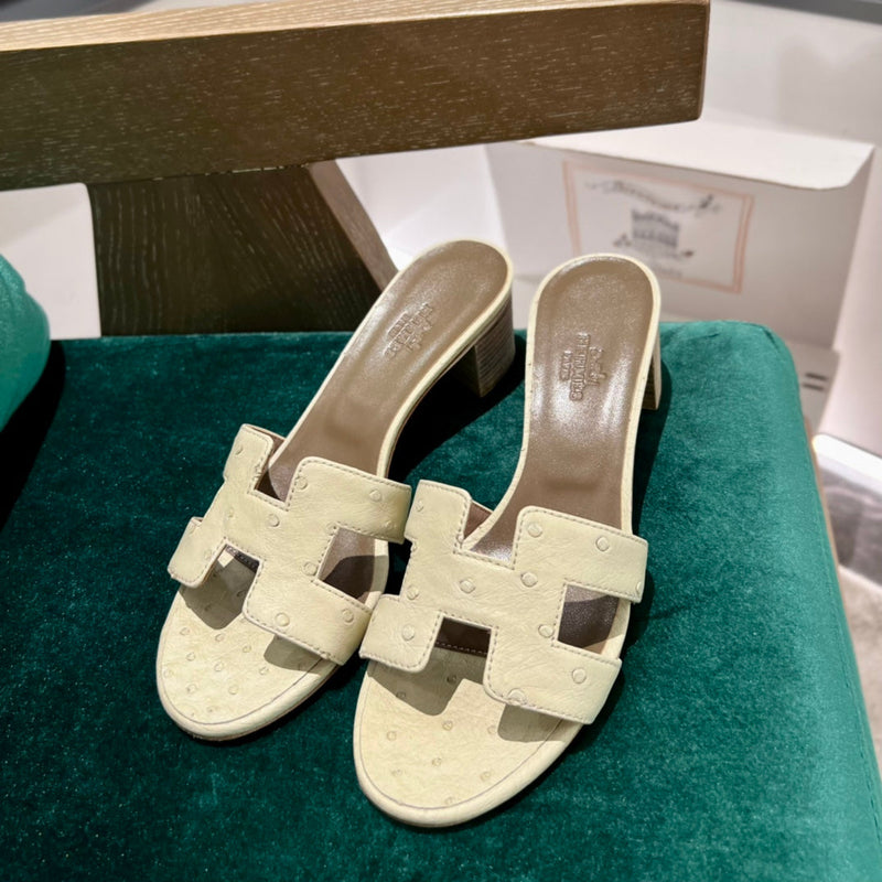 Sandália Hermès