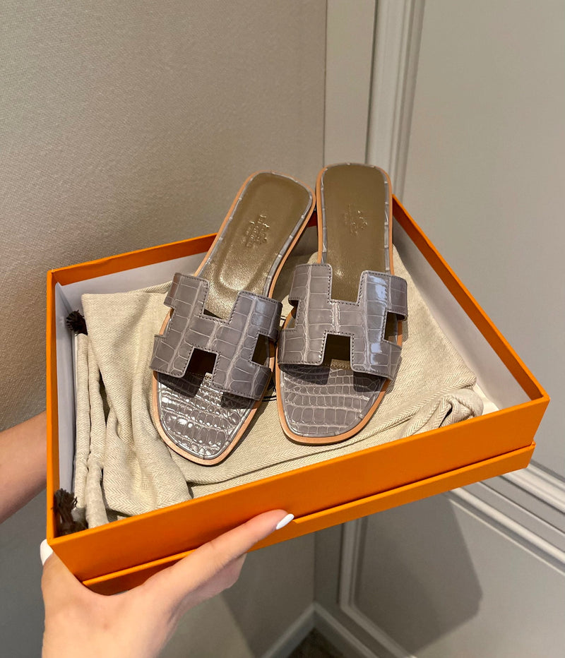 Sandália Hermès