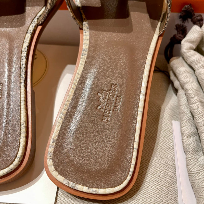Sandália Hermès