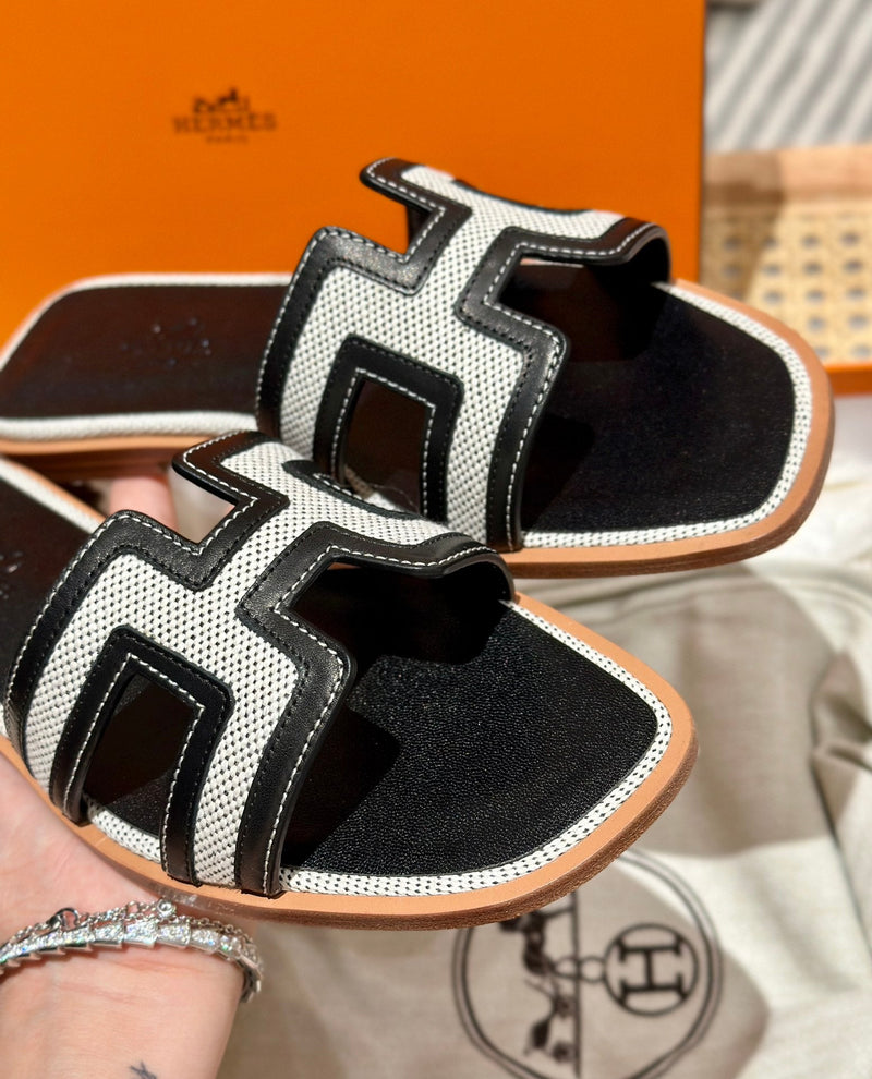 Sandália Hermès