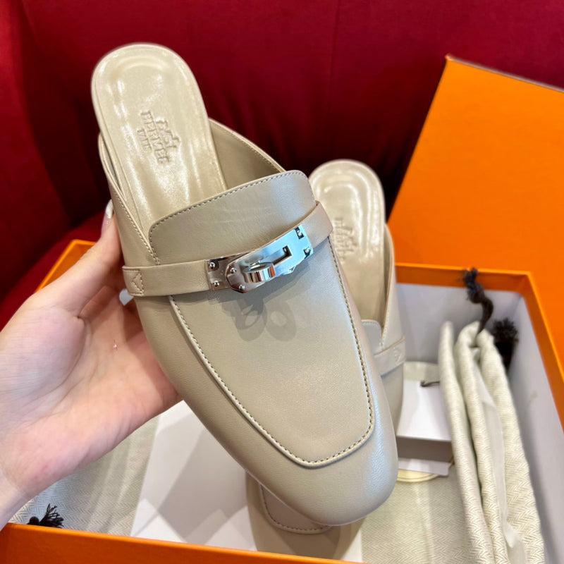 Sandália Hermès