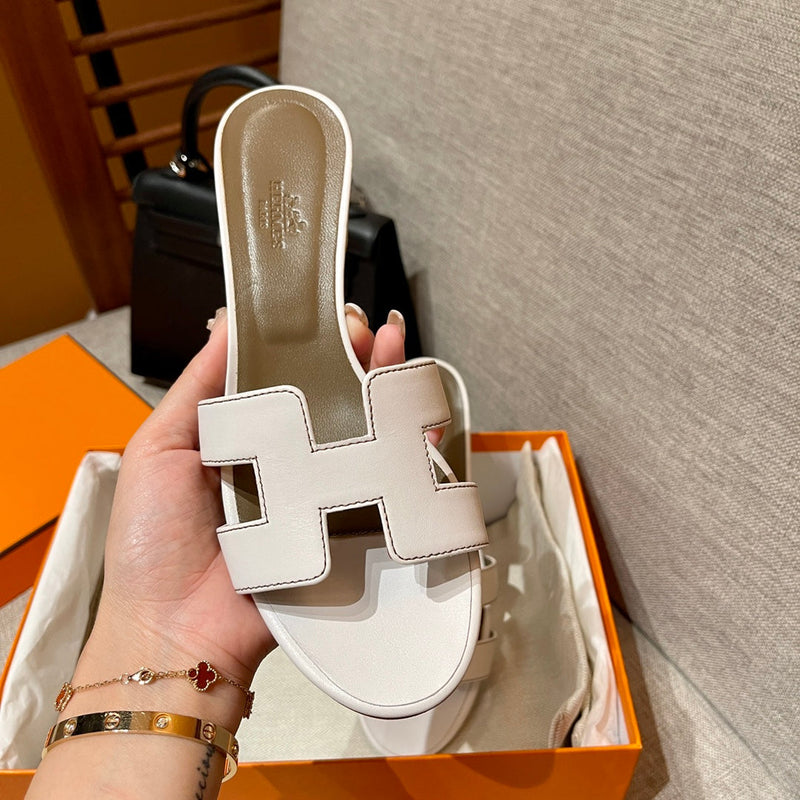 Sandália Hermès