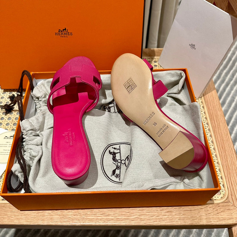 Sandália Hermès