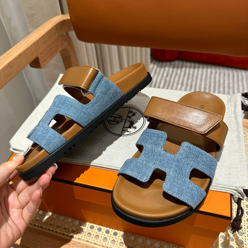 Sandália Hermès