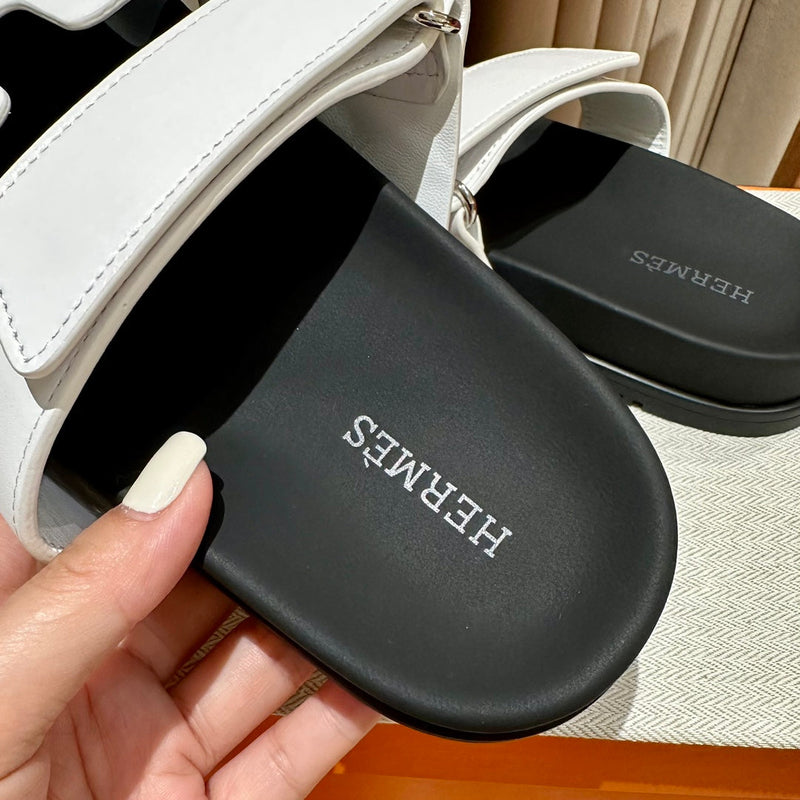 Sandália Hermès