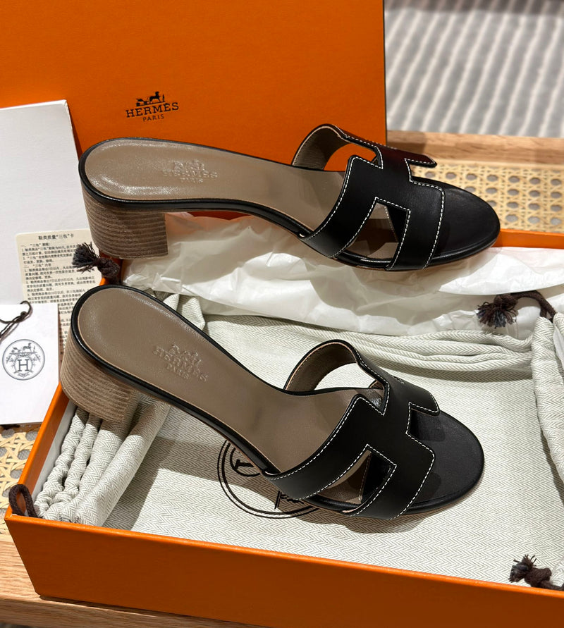 Sandália Hermès