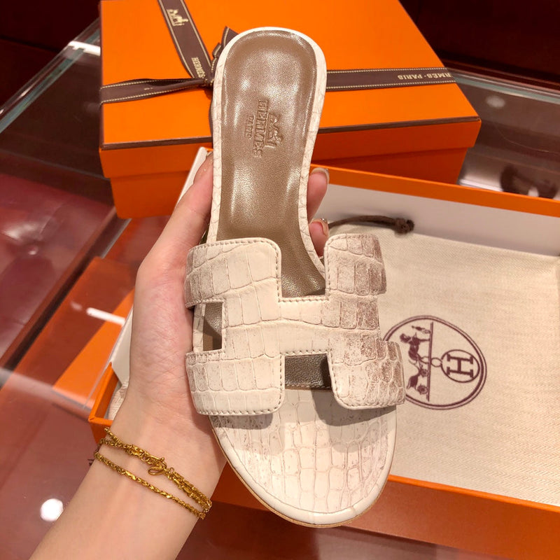 Sandália Hermès