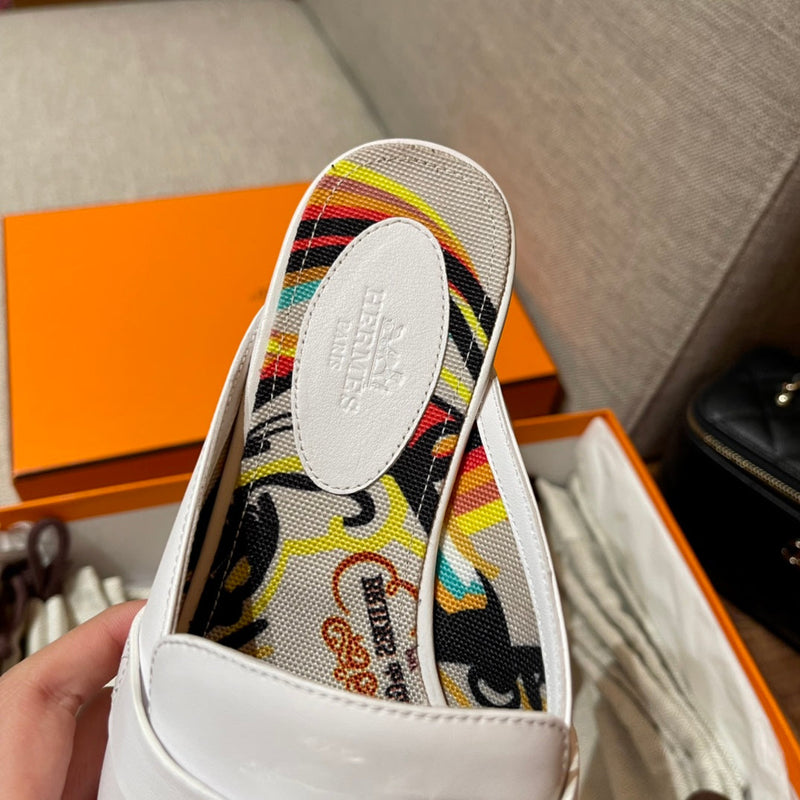 Sandália Hermès