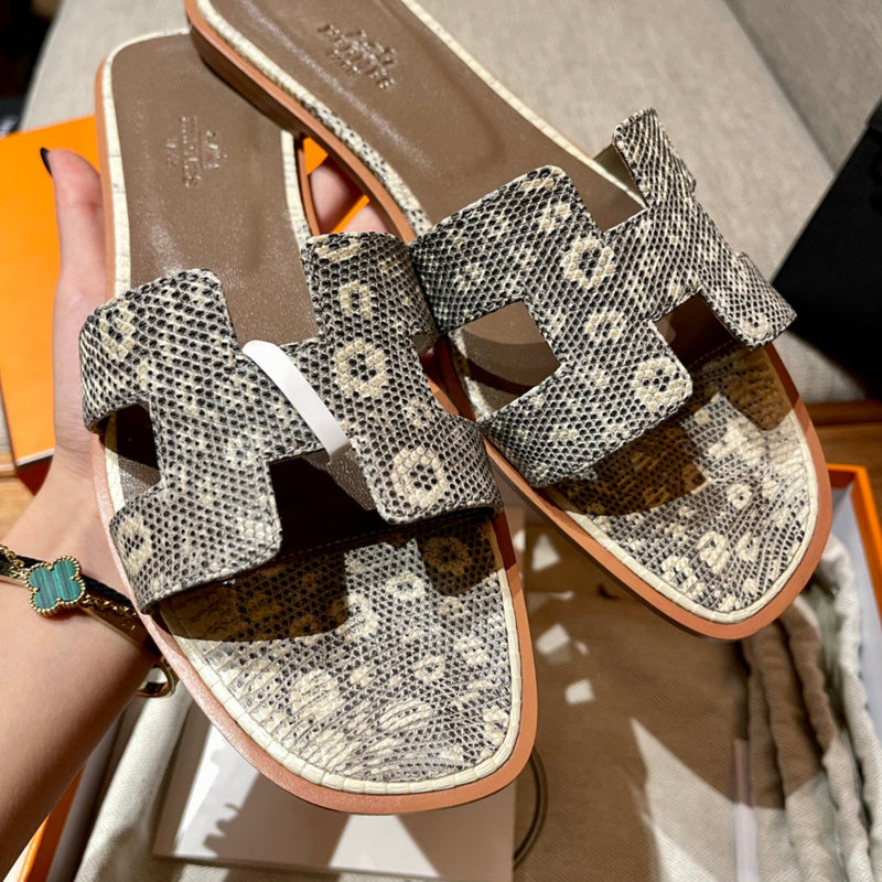 Sandália Hermès
