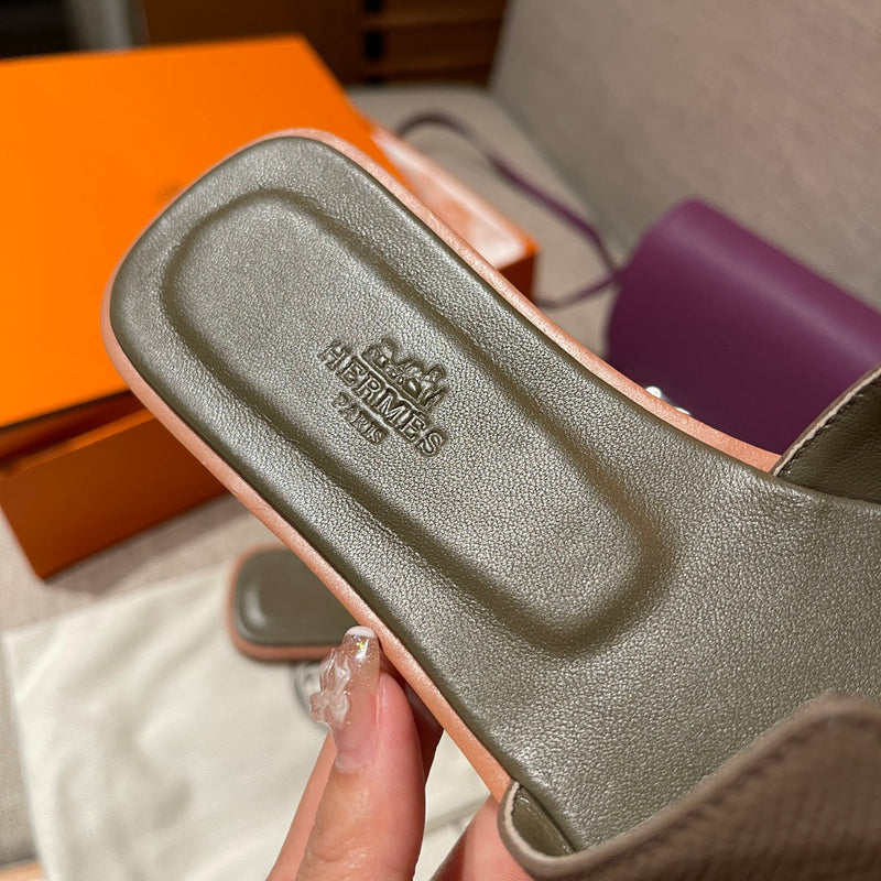 Sandália Hermès
