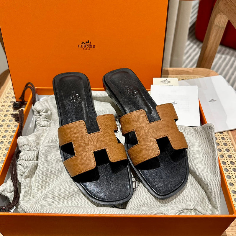 Sandália Hermès