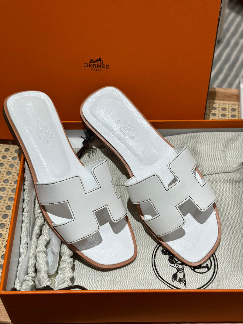 Sandália Hermès