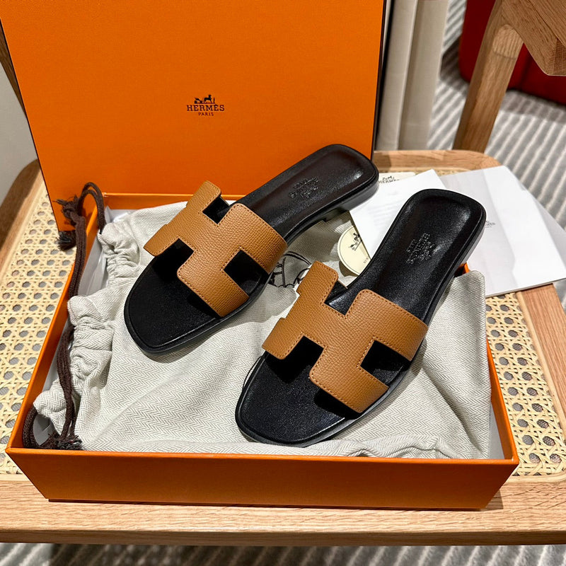 Sandália Hermès