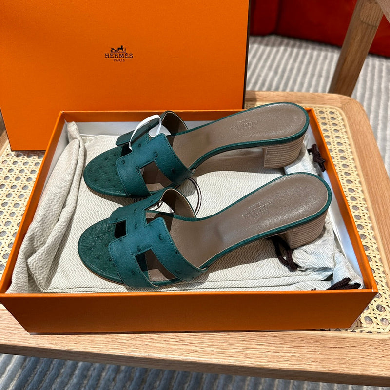 Sandália Hermès