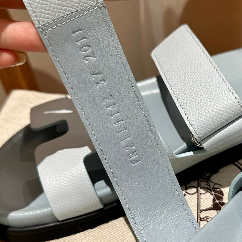 Sandália Hermès
