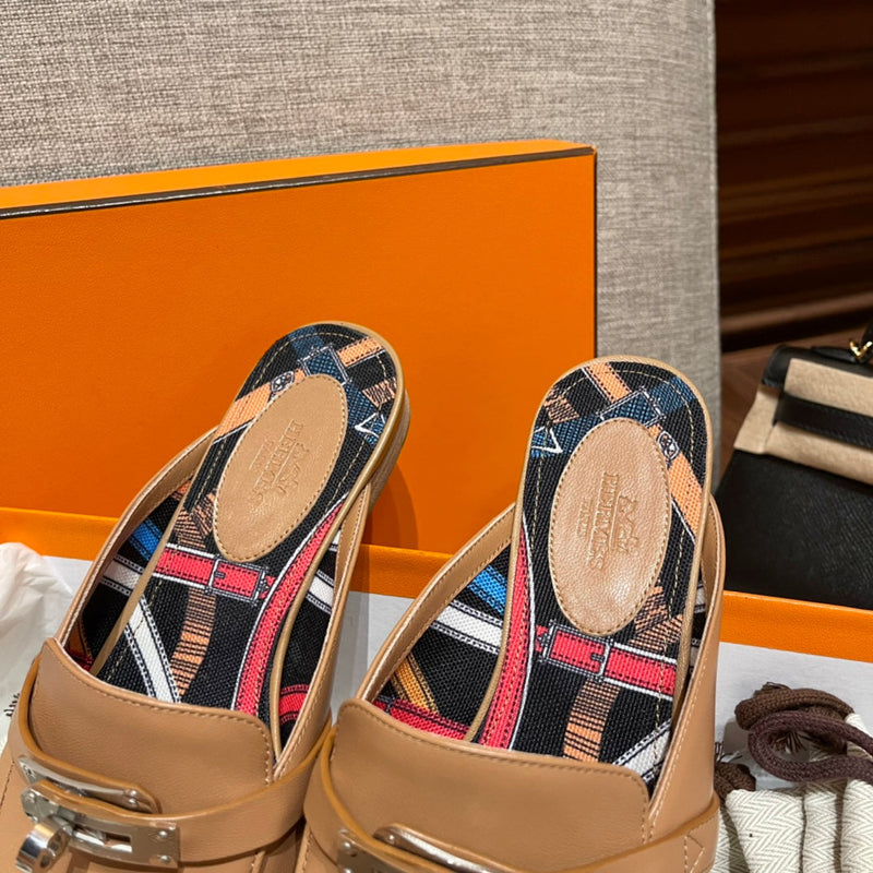 Sandália Hermès