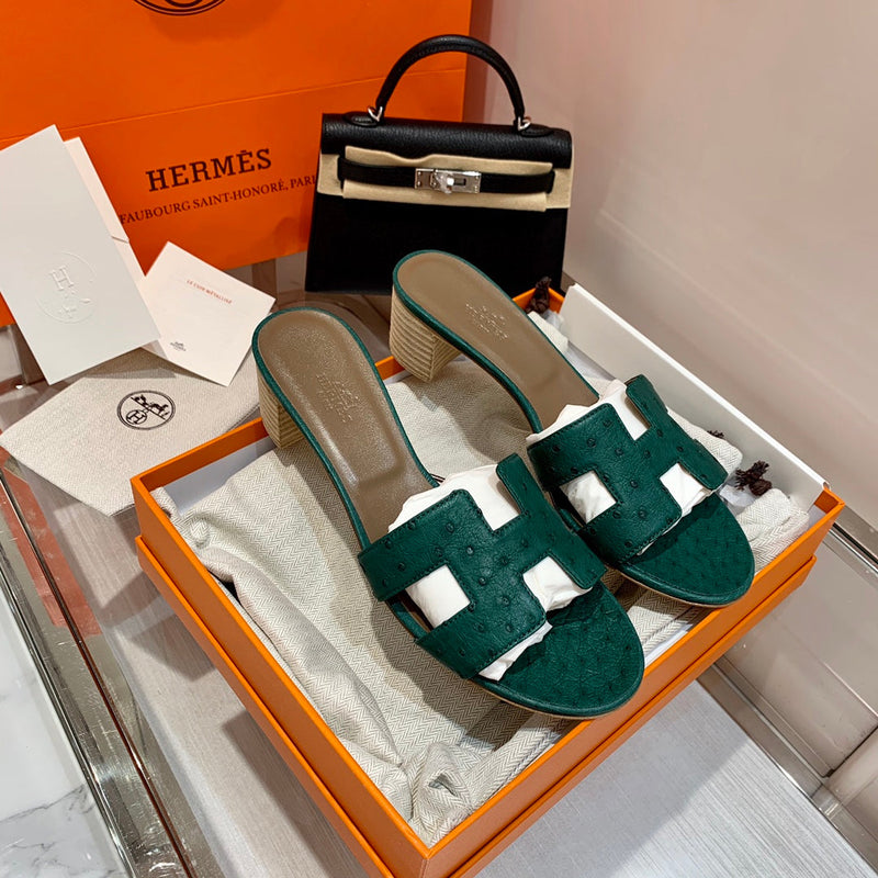 Sandália Hermès