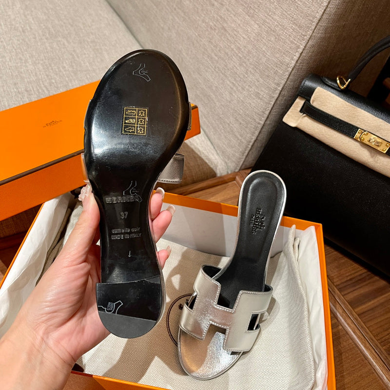 Sandália Hermès