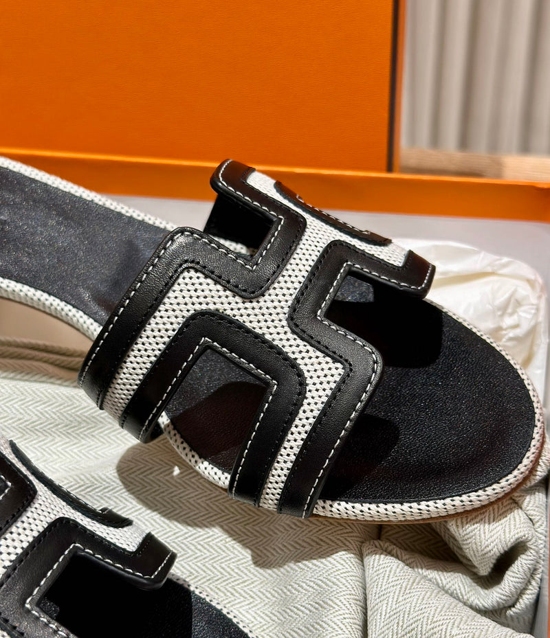 Sandália Hermès