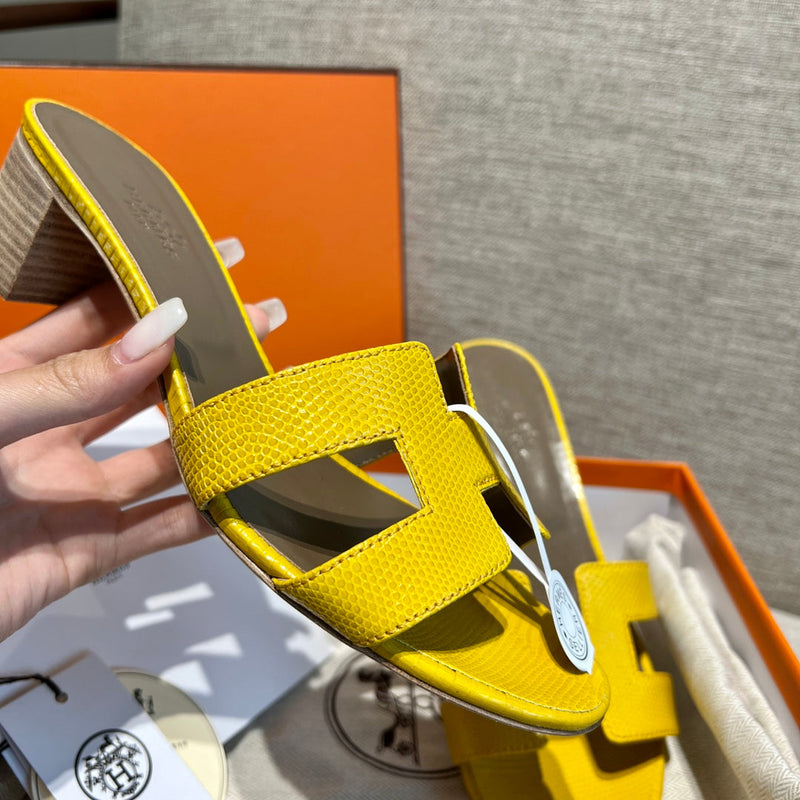 Sandália Hermès