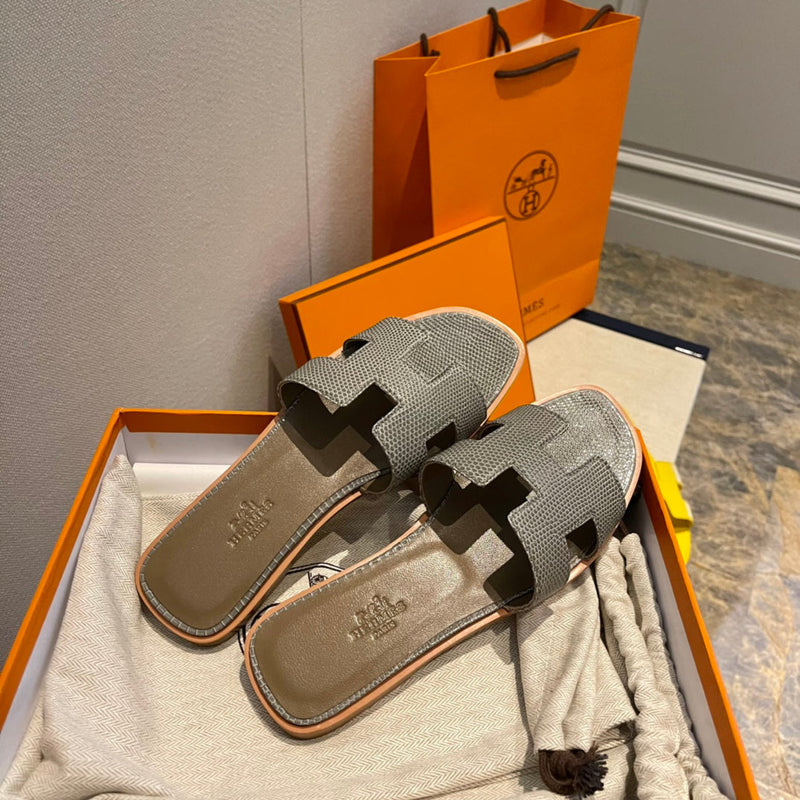 Sandália Hermès