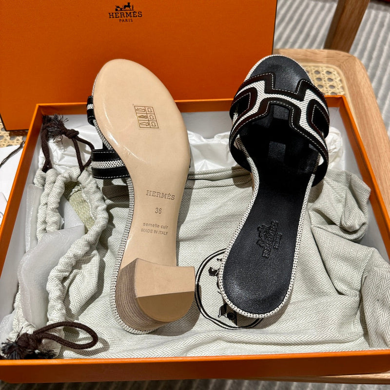 Sandália Hermès