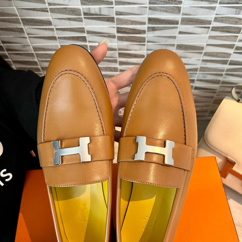 Sandália Hermès