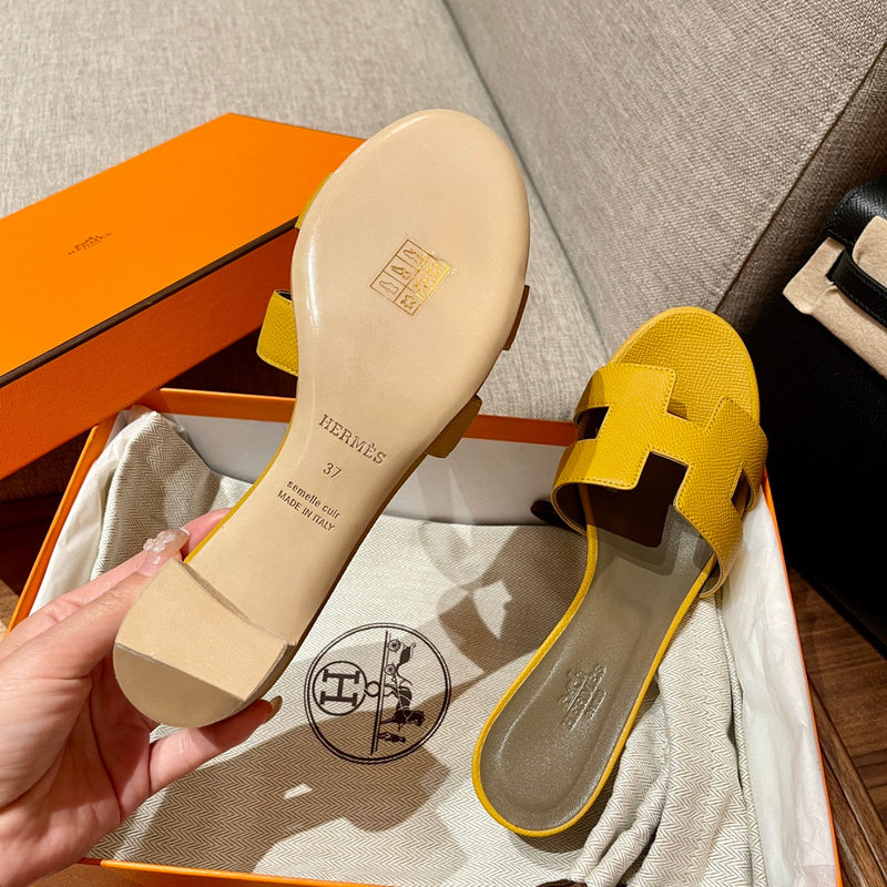 Sandália Hermès