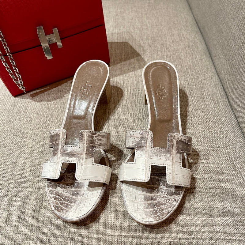 Sandália Hermès