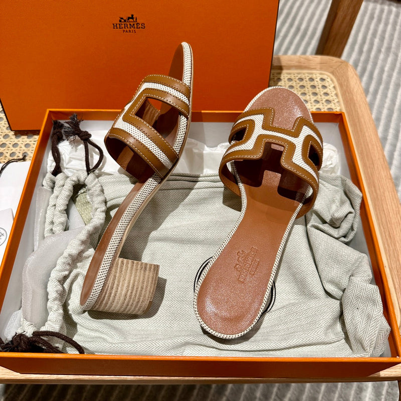 Sandália Hermès