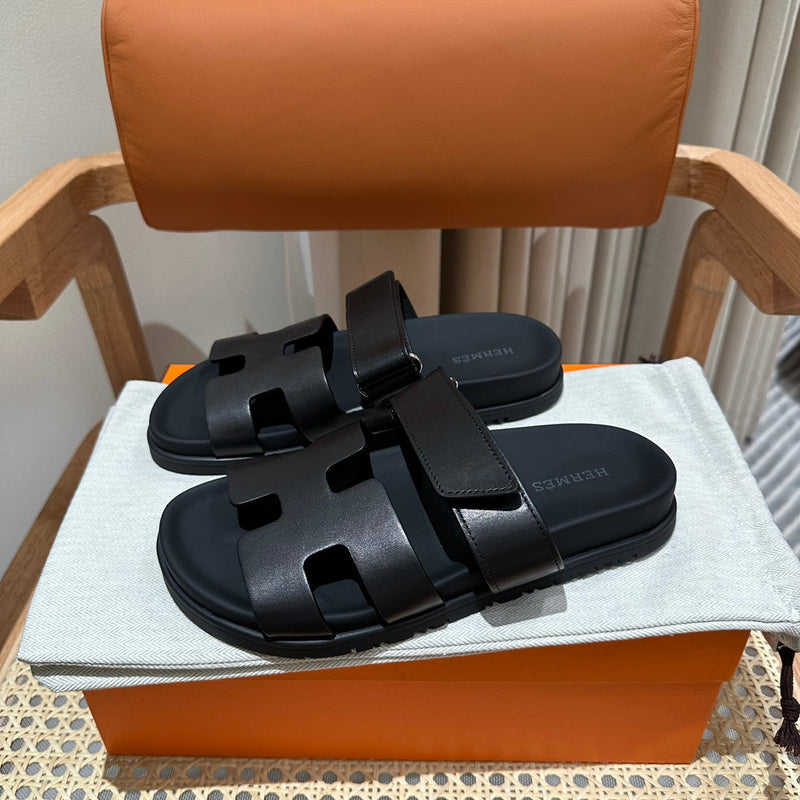 Sandália Hermès