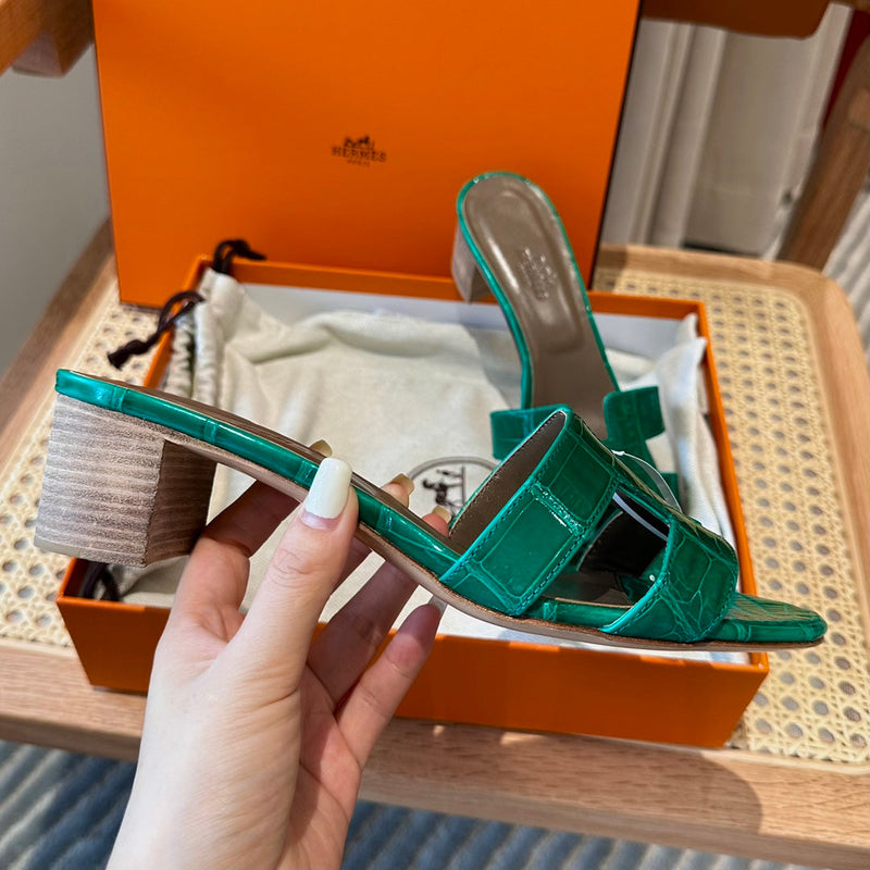 Sandália Hermès