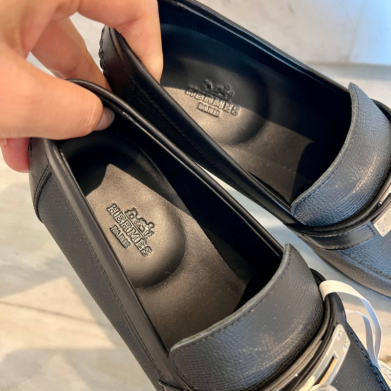 Sandália Hermès