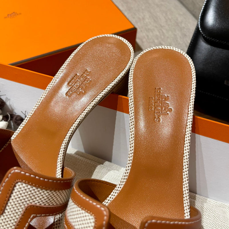Sandália Hermès