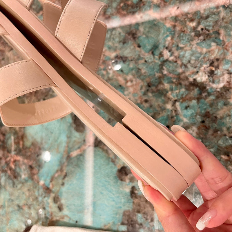 Sandália Hermès