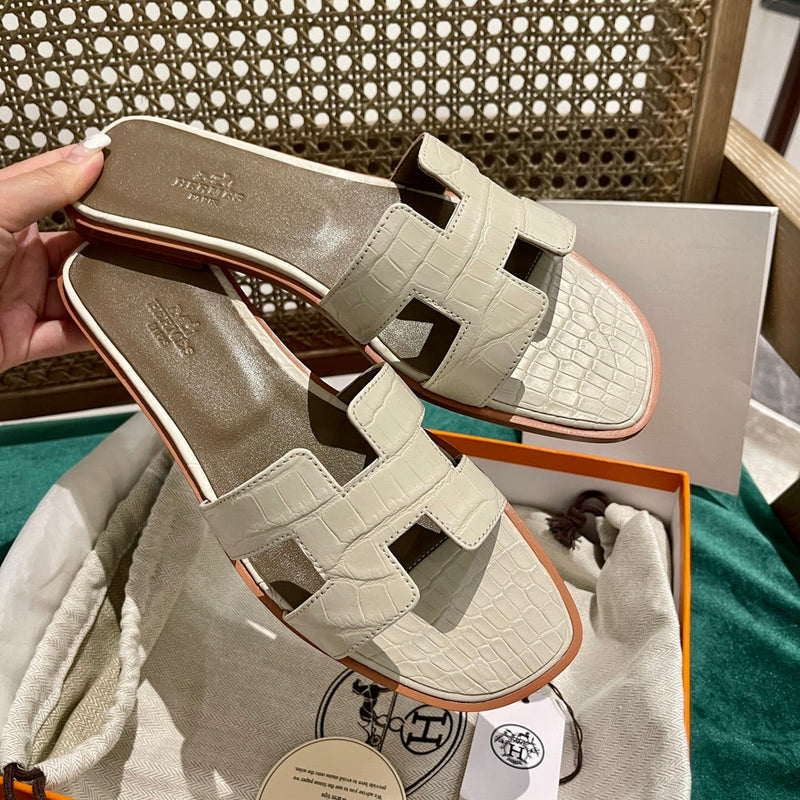Sandália Hermès