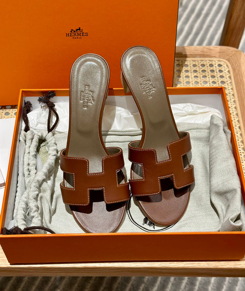 Sandália Hermès
