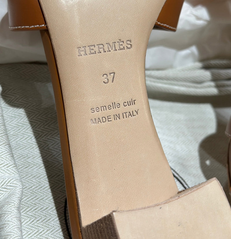 Sandália Hermès
