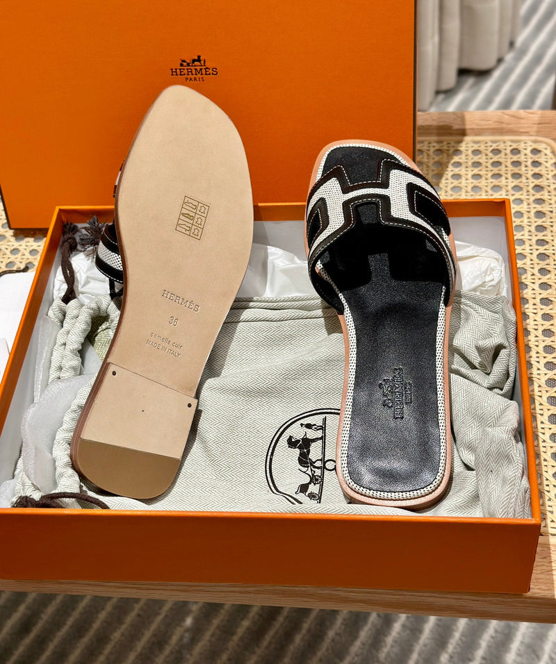 Sandália Hermès