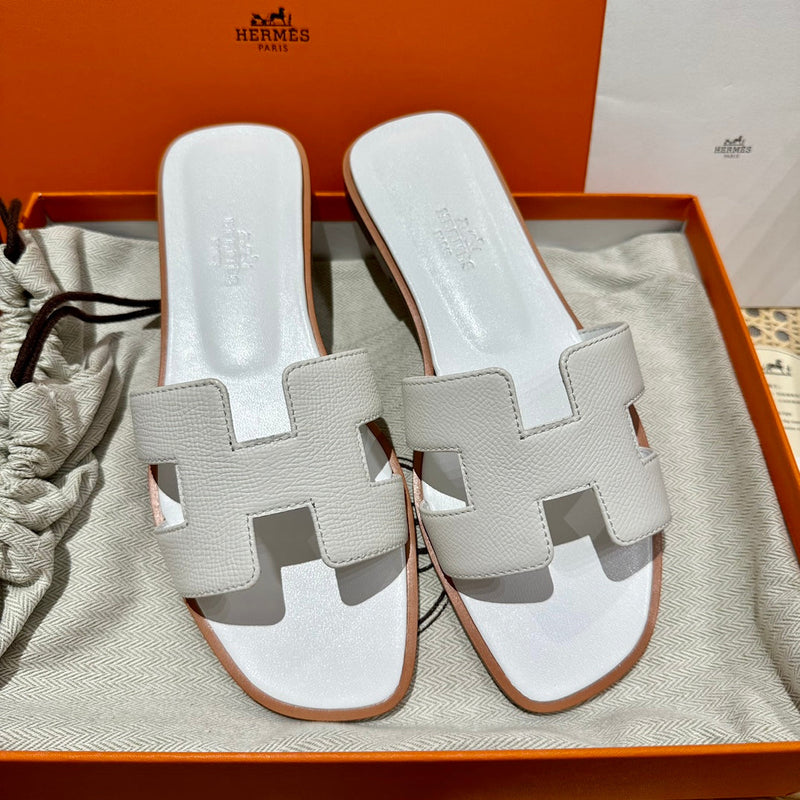 Sandália Hermès
