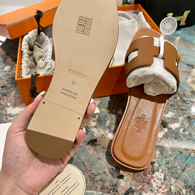Sandália Hermès