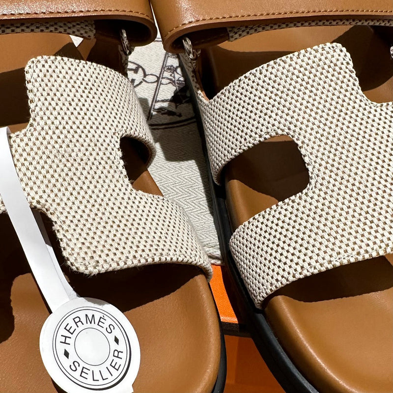 Sandália Hermès