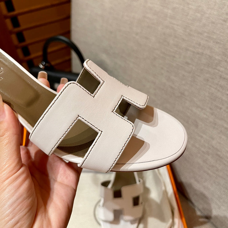 Sandália Hermès