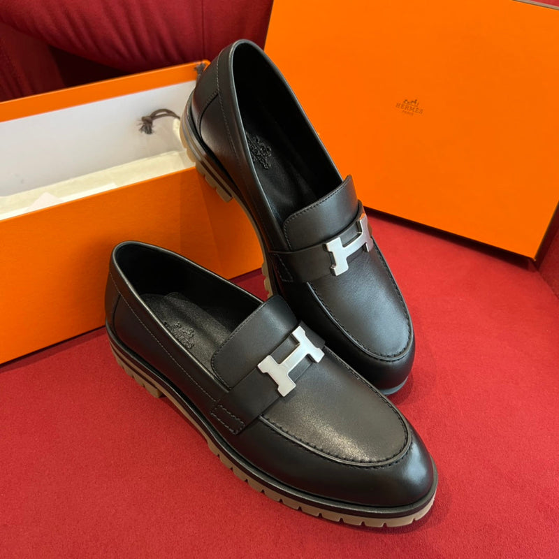 Sandália Hermès